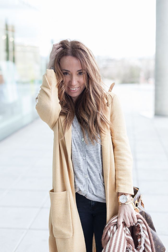 ABRIGO-AMARILLO-DE-ZARA-7