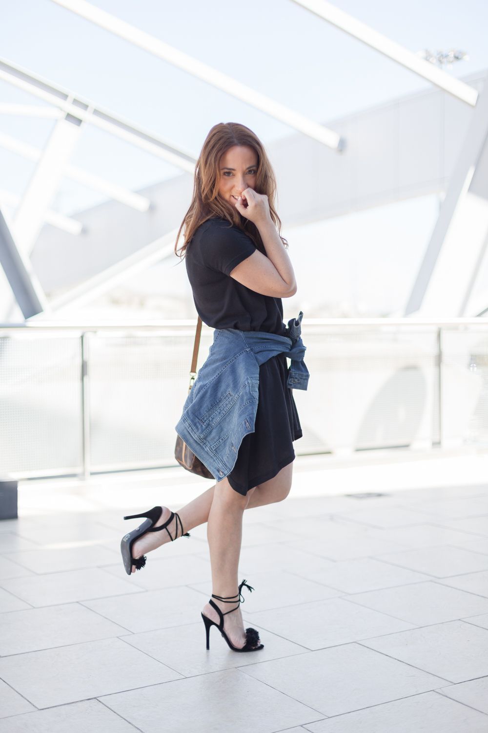 VESTIDO-NEGRO-RUGA-2