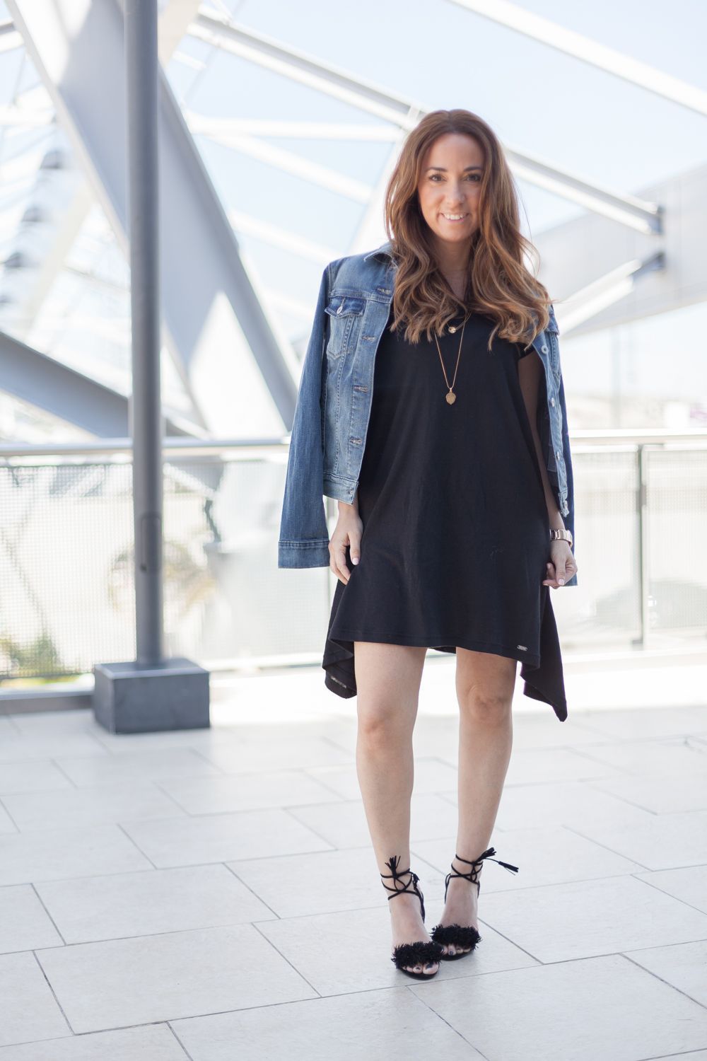 VESTIDO-NEGRO-RUGA-6